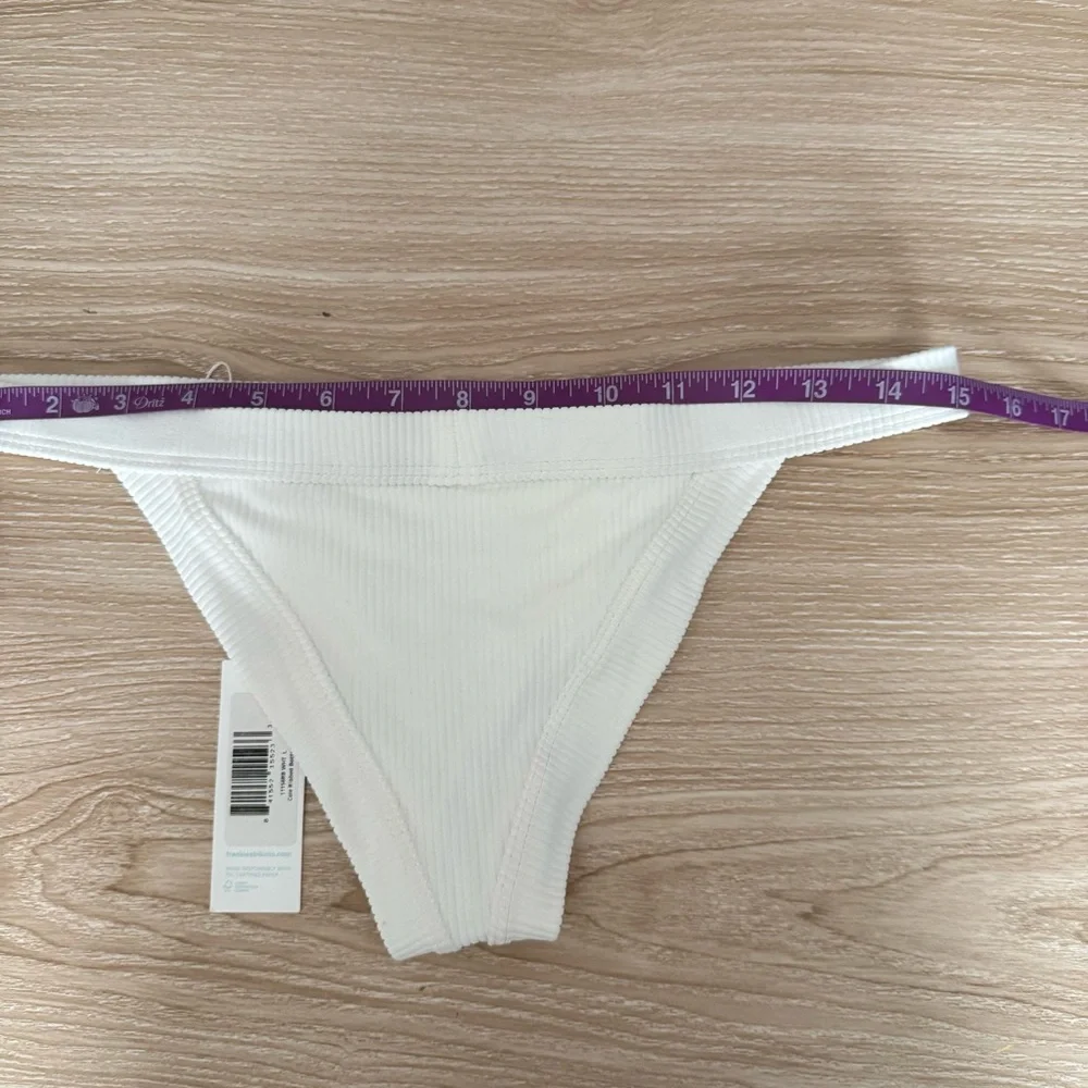 Frankie’s Bikini’s Large NEW‎ Cole Ribbed Bikini Bottom Cheeky White Minimal